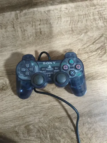Controle translúcido PS2