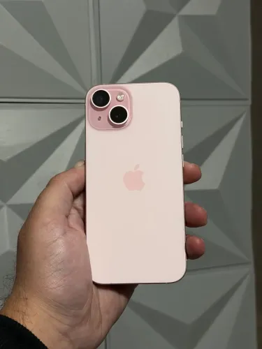 iPhone 15 Rosa 256 Gb 6 m garantia
