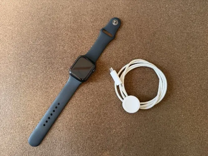 Apple Watch Series 9 41mm - Usado, bom estado