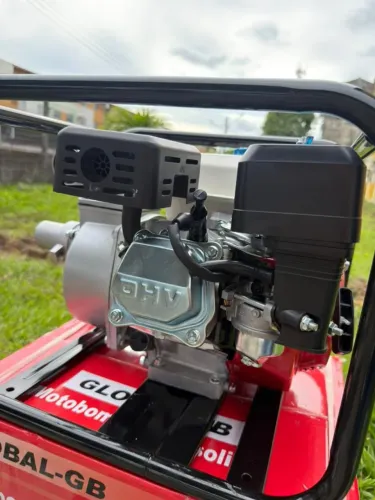 MOTOBOMBA A GASOLINA 2" X 2" COM MOTOR DE 6,5HP GB65