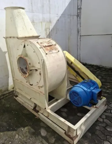 EXAUSTOR INDUSTRIAL COM MOTOR WEG 40CV