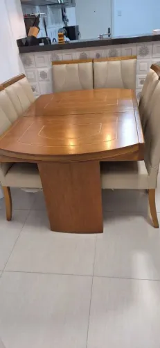 MESA DE JANTAR EXTENSÍVEL com 6 cadeiras