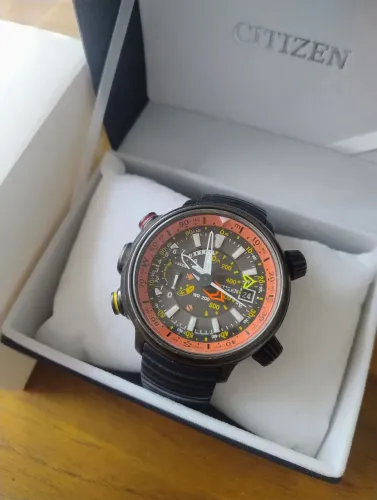 Citizen New Altichron Black