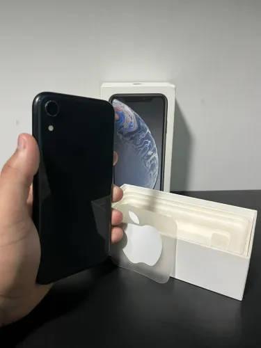 iPhone XR