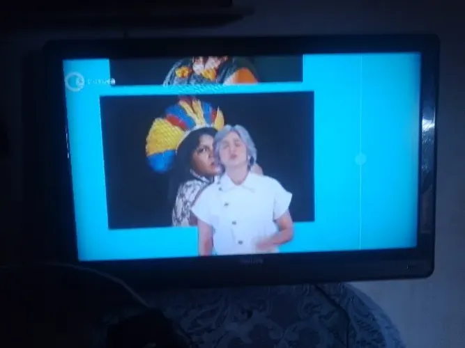 Tv Philips 42 polegadas com conversor digital