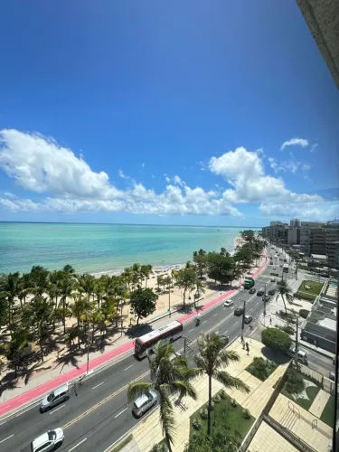 WAVES Beira-Mar  388m² de Luxo com Vista Mar, 5 Vagas e Lazer de Resort!