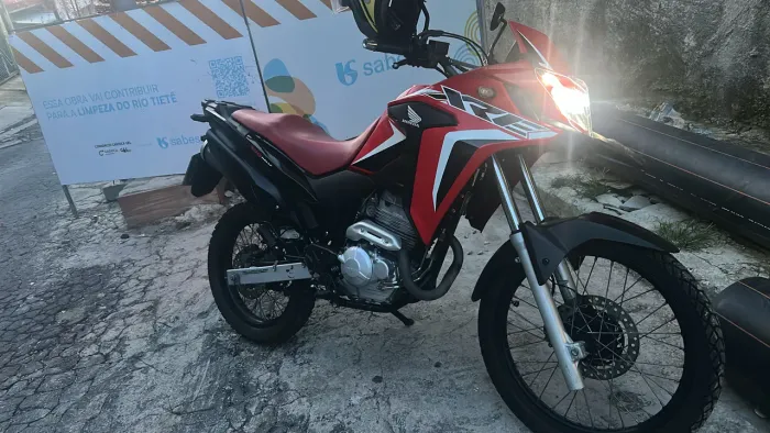 Xre 300 rally abs para pessoas exigentes
