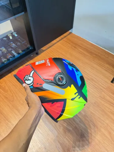 Capacete ls2 disponível na loja 