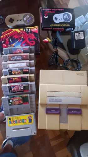 Super nintendo+2 controles+10jogos