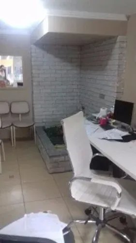 2 salas comerciais em Vilar dos Teles com 32m2