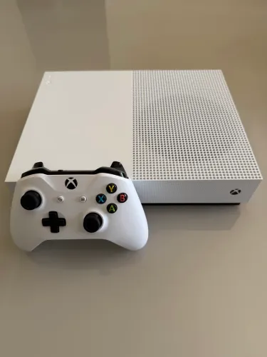 Xbox one S 1TB seminovo 