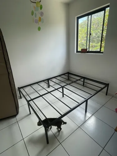 BASE DE CAMA DE FERRO