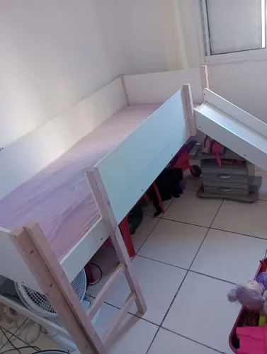 CAMA INFANTIL COM ESCADA + ESCORREDOR
