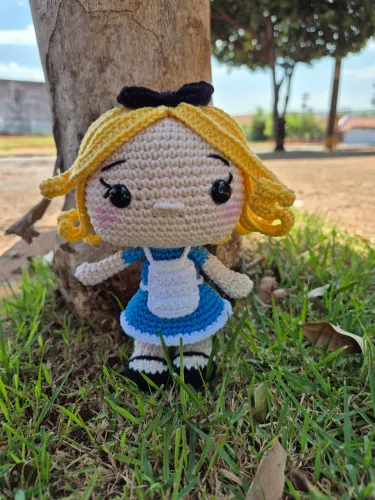 Amigurumi Boneca Funko Alice no País das Maravilhas 