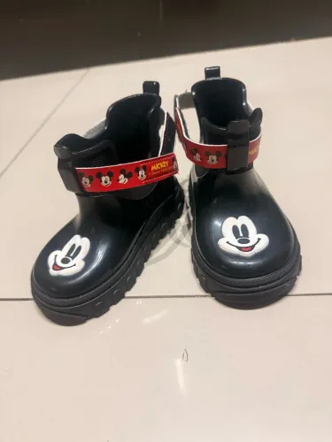 Tenis que acende a luz e bota infantil do mickey