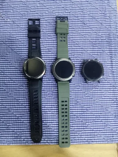 SMARTWATCHS