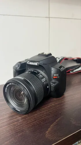 Câmera Cânon SL3