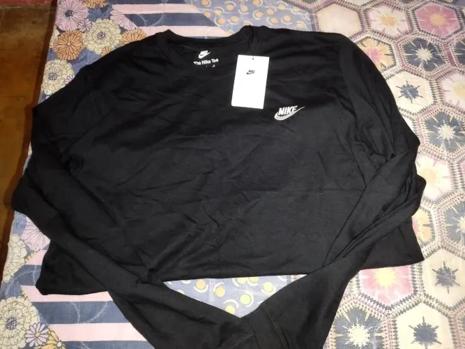 Camisa Manga longa Nike Tamanho G Original sem uso