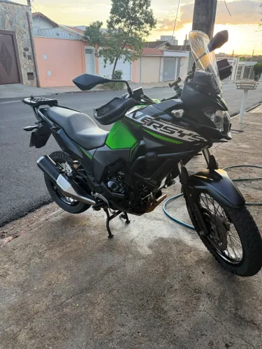 Versys 300 