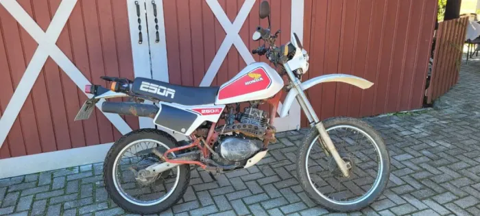 Honda XLR 250