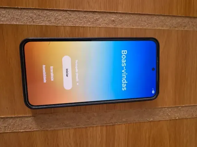 Galaxy S25 muito novo