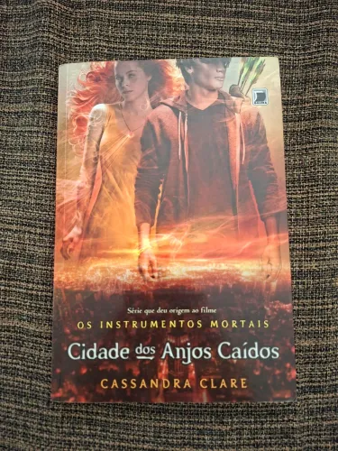 Livro Cidade dos Anjos Caídos
