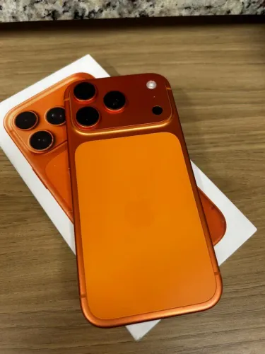 Vendo iPhone 17 pró seminovo