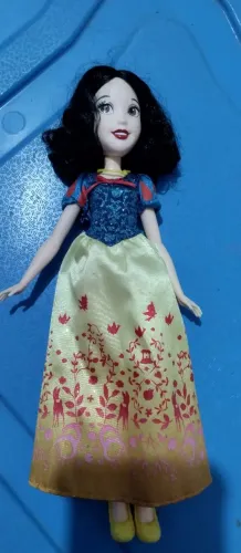 Boneca branca de neve