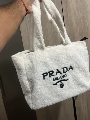 Bolsa prada grande de pelúcia