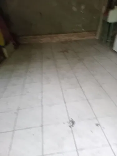 ALUGO  GARAGEM 