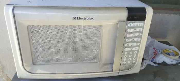 Microondas Eletrolux 31 litros 
