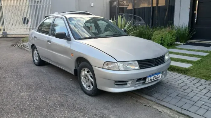Mitsubishi Lancer GLX 1997