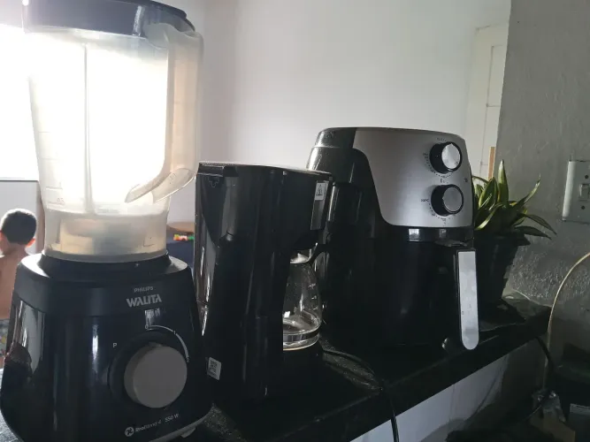 Air fryer, liquidificador e cafeteira pra vender logo