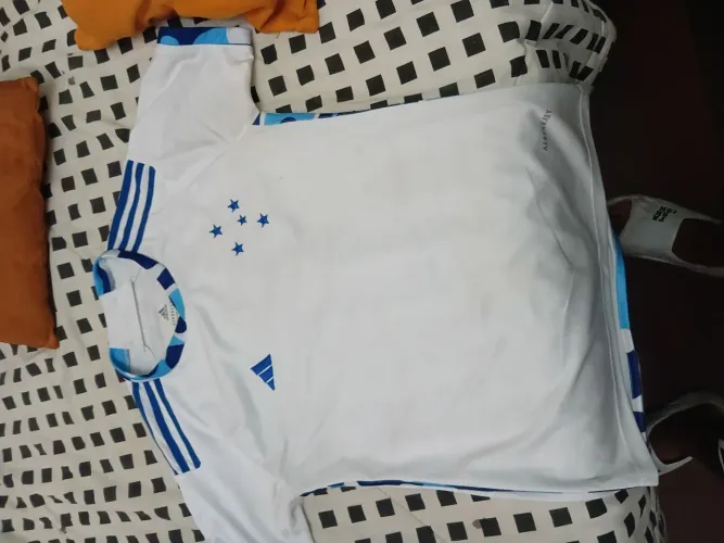Camisa Cruzeiro branca sem patrocinador e número