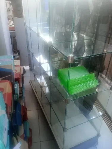 Estante balcão vitrine de vibro..