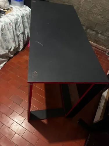 VENDO MESA GAMER