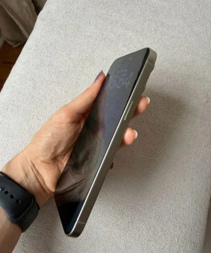 iPhone 15 pro Max 256g