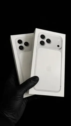 Iphone 17 Pro Max Silver