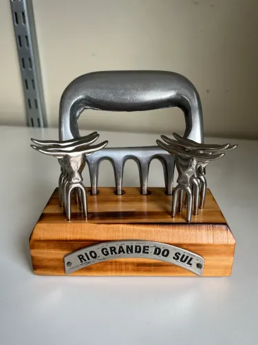 Garra para churrasco + 6 garfinhos