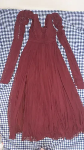 vestido de festa jhefary longo vinho com fenda