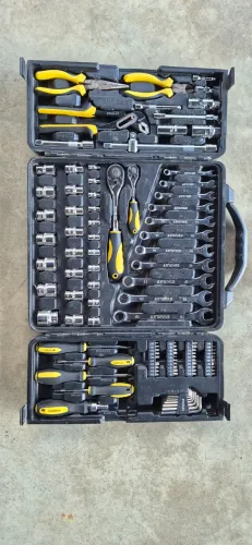 STANLEY Kit de Ferramentas 110 Peças STMT81243 Chave Combinada, Catraca, Alicates