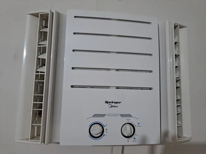 Ar condicionado janela 10000 sprin Midea