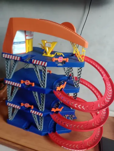 Pista Garagem Volcano Garage Tower Samba ToysPista Garagem Volcano Garage Tower Samba Toys