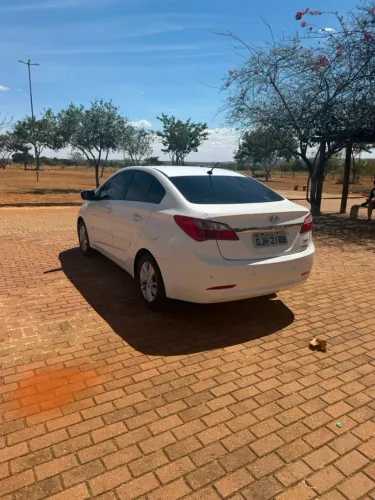 Hyundai HB20S Premium 1.6 Flex 16V Aut. 4P 2014