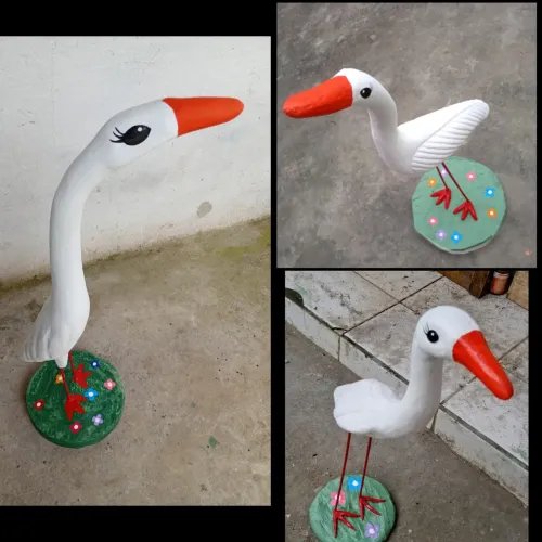 Esculturas de jardim á venda.
