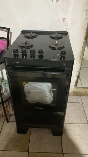 Vendo fogão 4 bocas todo bom