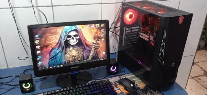 PC top core i3 4130, HD de 500gb, tela de 19pl Samsung e 16gb de memória