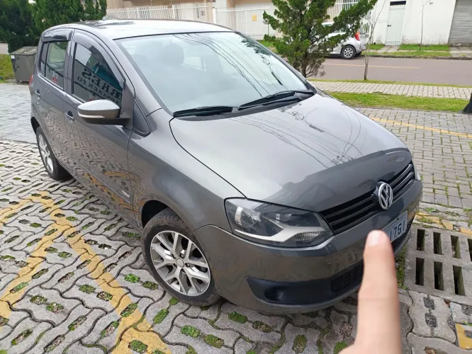 Volkswagen Fox 1.6 MI Total Flex 8V 5P 2012