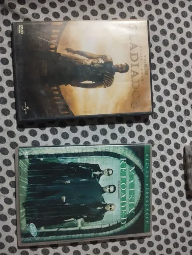 Dvds Matrix e gladiador