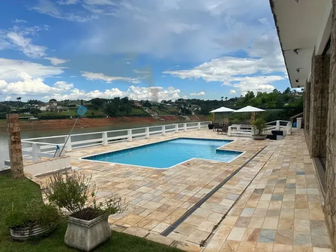 Pé na Água - Sobrado para venda com 610 metros quadrados com 5 quartos em Três Marias - Ig